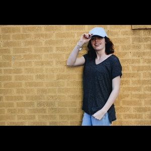 Black Tee